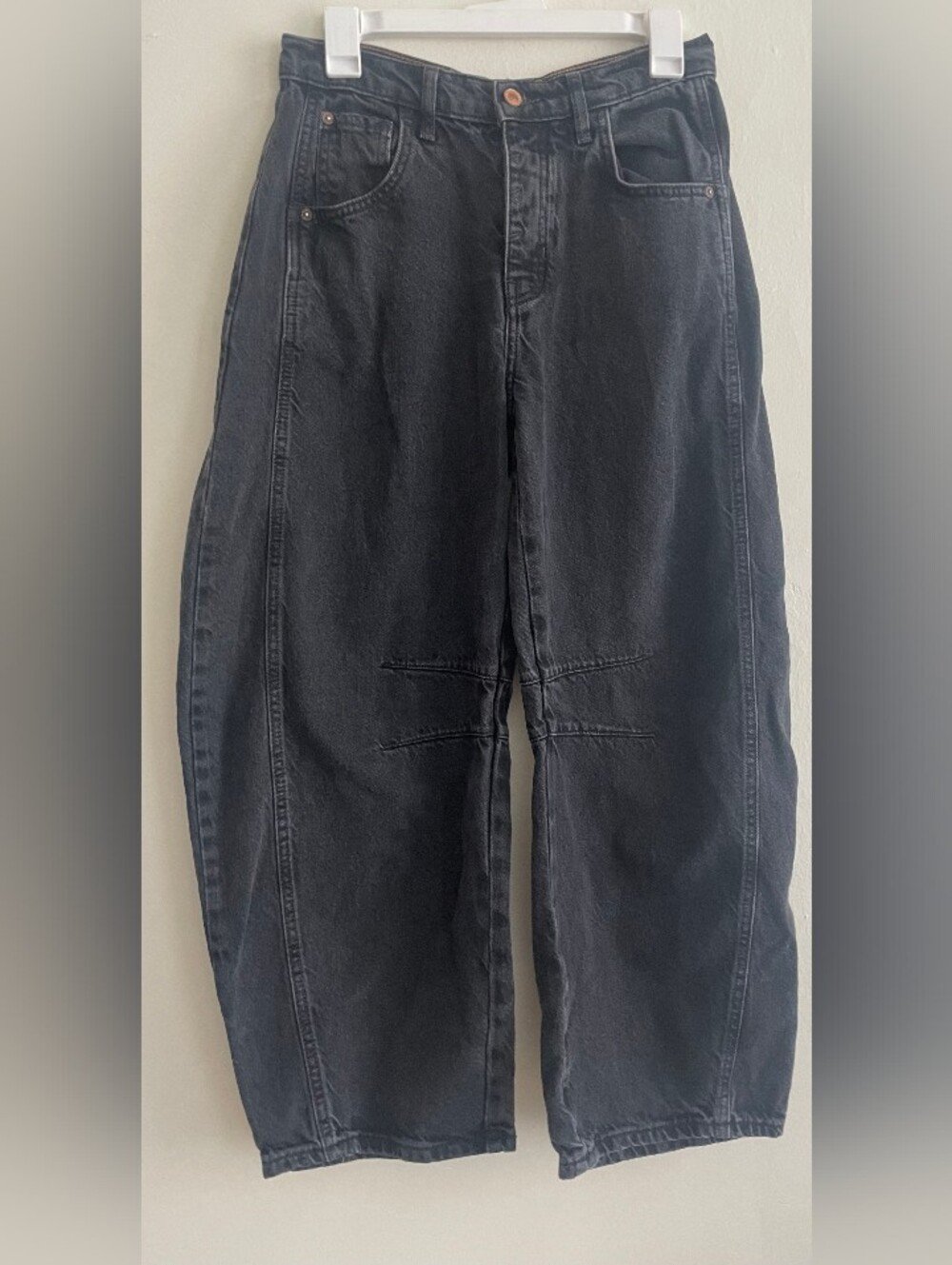 WE THE FREE PEOPLE Lucky You Mid Rise Barrel Jeans 26 Gray Black EUC SOLD OUT